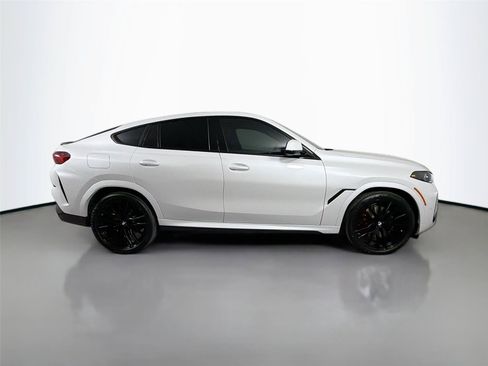 New 2026 BMW X6 xDrive40i w/ Executive Package AWD/4WD image 8