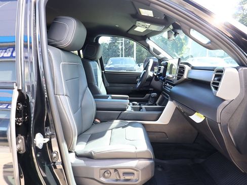 Used 2026 Toyota Tundra Limited w/ TRD Off-Road Package AWD/4WD image 37