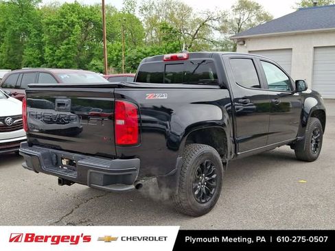 Certified 2022 Chevrolet Colorado Z71 w/ Safety Package RWD image 8