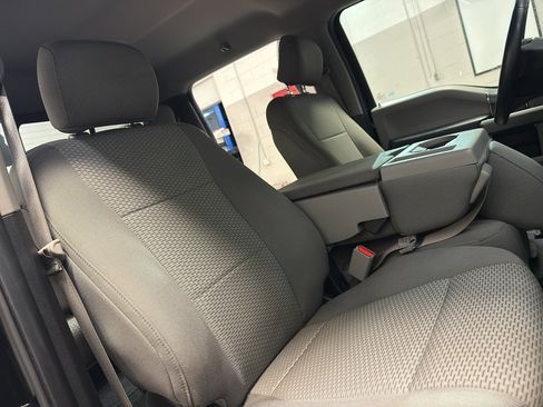 Used 2017 Ford F150 XLT w/ Equipment Group 302A Luxury image 22