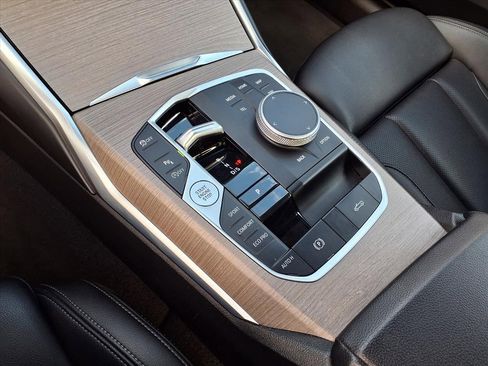 Used 2025 BMW 430i Convertible image 22