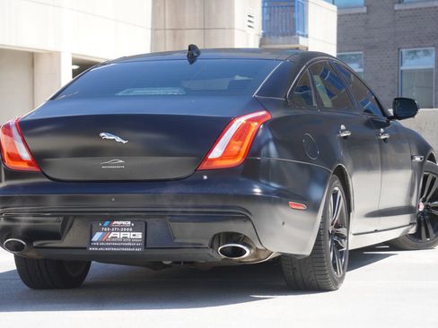 Used 2016 Jaguar XJ L Portfolio AWD/4WD image 8