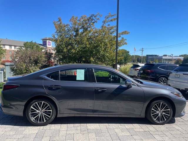 Used 2023 Lexus ES 350 w/ Premium Package FWD image 7