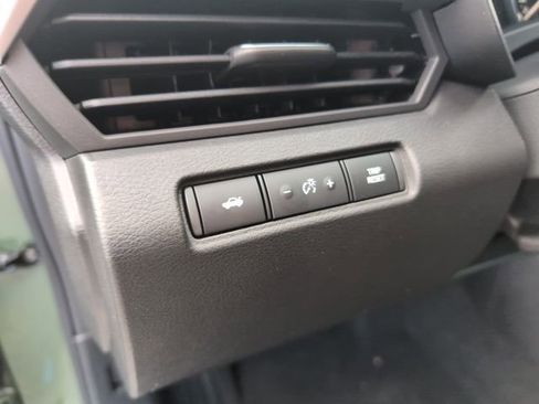 New 2025 Nissan Altima 2.5 SR image 18