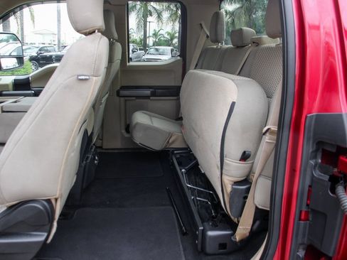 Used 2019 Ford F350 XLT w/ Camper Package image 18