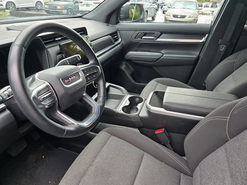 Used 2026 GMC Terrain Elevation FWD image 3
