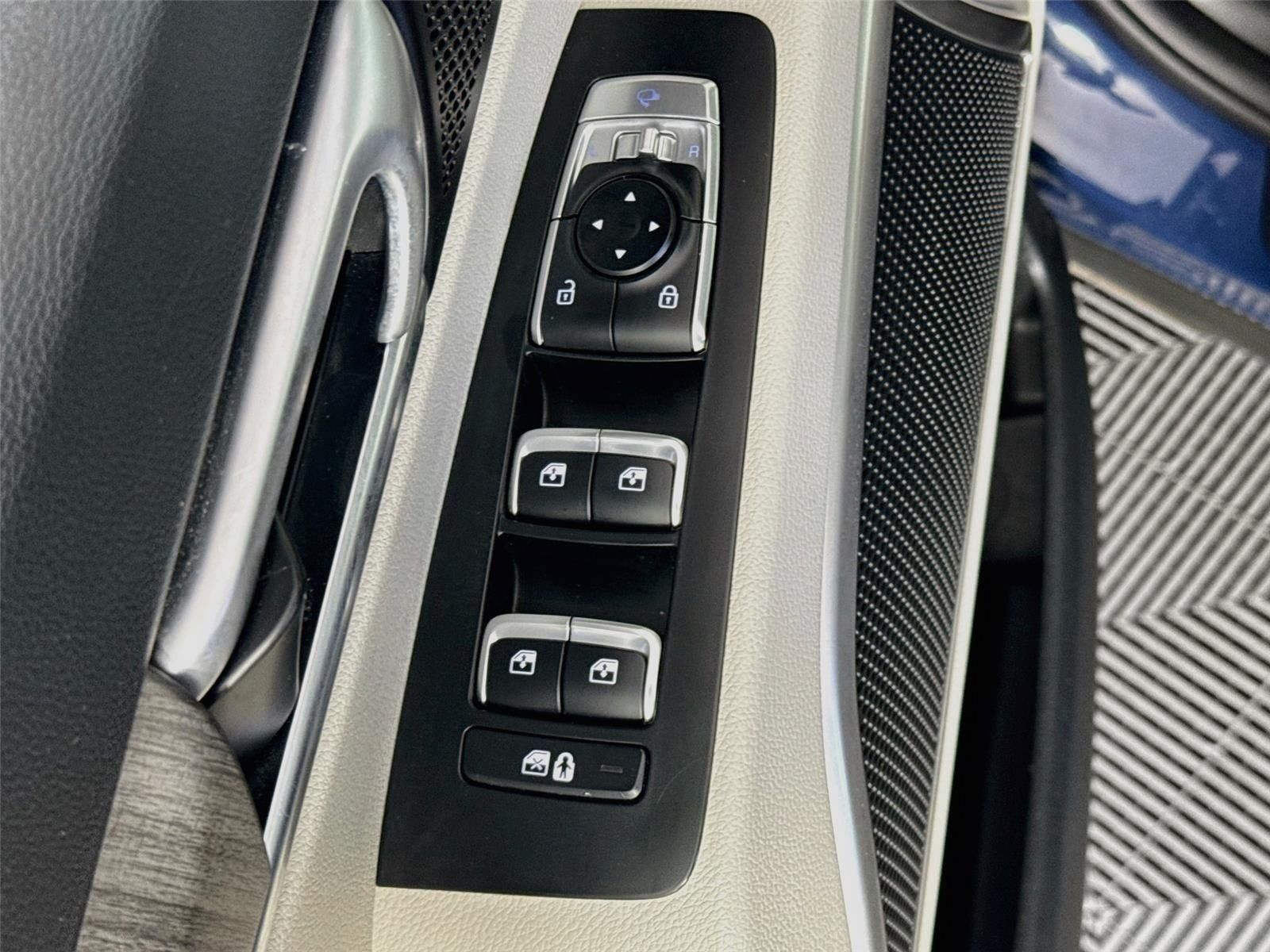 Certified 2023 Kia Telluride EX w/ EX Captain's Chair Package FWD image 20