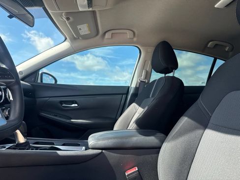 Certified 2024 Nissan Sentra SV FWD image 36