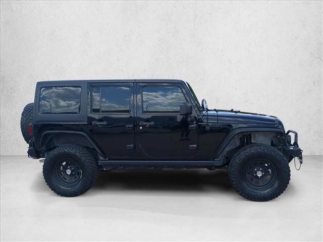 Used 2013 Jeep Wrangler Unlimited Rubicon w/ Connectivity Group AWD/4WD image 4