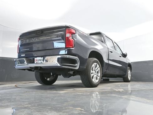 Used 2023 Chevrolet Silverado 1500 LTZ AWD/4WD image 40