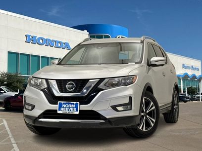 Used 2018 Nissan Rogue SL