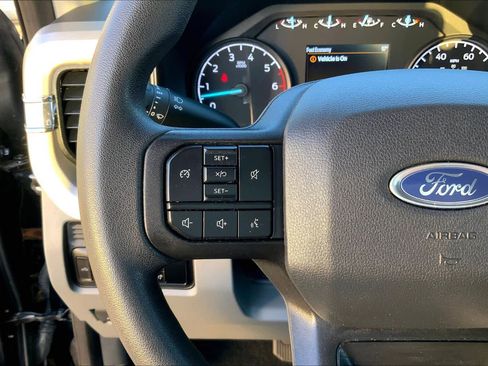 Used 2025 Ford F250 XLT AWD/4WD image 24