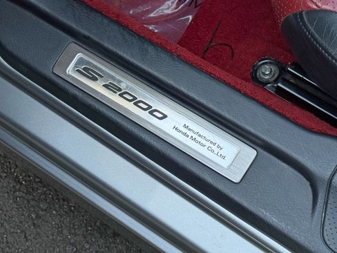 Used 2005 Honda S2000 image 16