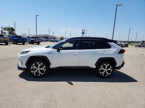 Used 2021 Toyota RAV4 XSE image 4