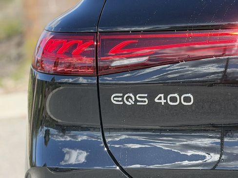 New 2026 Mercedes-Benz EQS 400 4MATIC SUV image 11