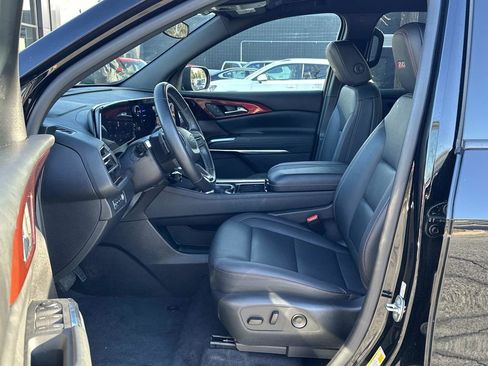 Used 2024 Chevrolet Traverse Z71 AWD/4WD image 24