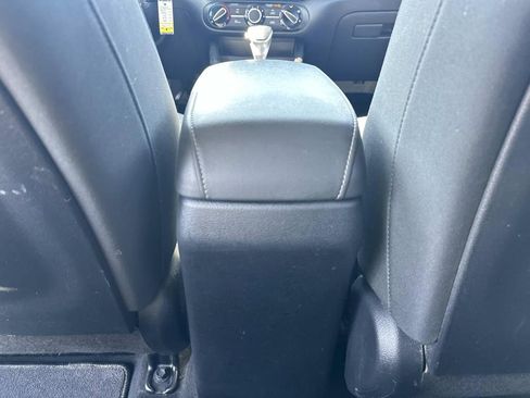 Used 2021 Kia Soul S FWD image 14