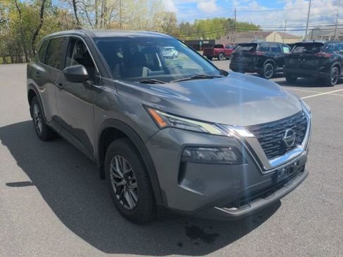 Used 2021 Nissan Rogue S AWD/4WD image 3