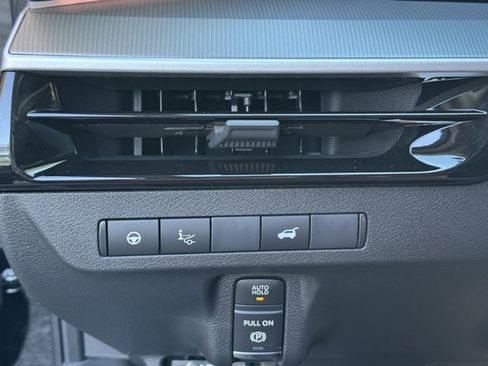 New 2026 Nissan Murano Platinum AWD/4WD image 22