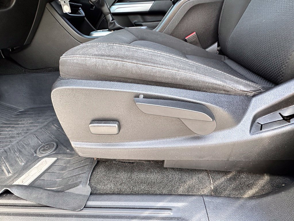 Used 2018 Chevrolet Colorado LT AWD/4WD image 19