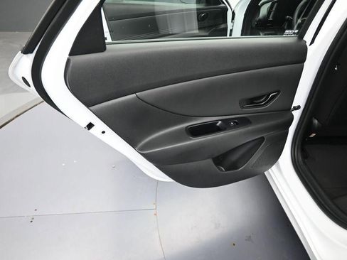 New 2025 Hyundai Elantra Sport FWD image 29