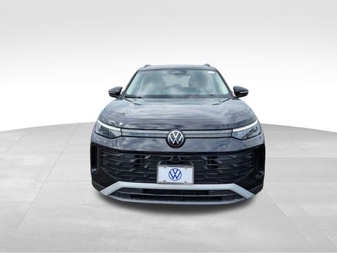 New 2026 Volkswagen Tiguan S AWD/4WD image 2