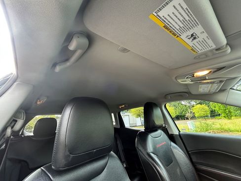 Used 2020 Jeep Compass Trailhawk image 27