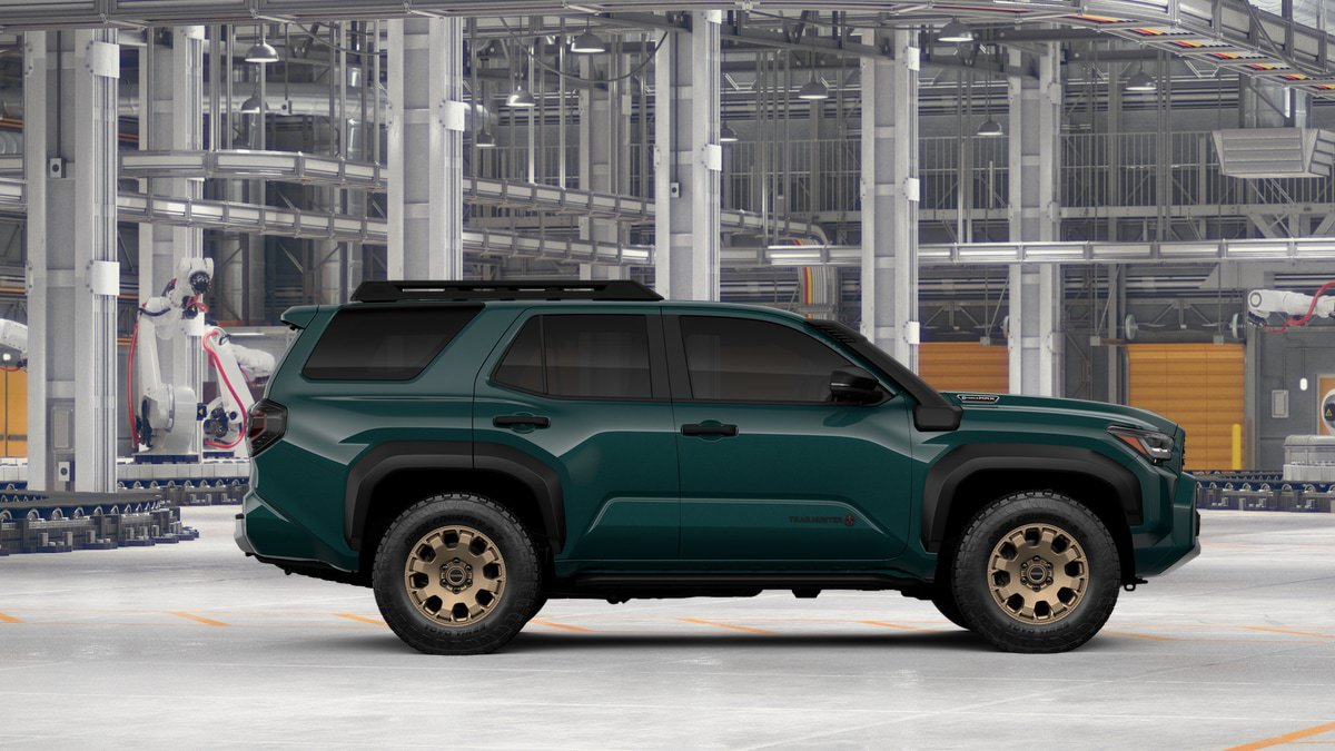 New 2026 Toyota 4Runner Trailhunter AWD/4WD image 12