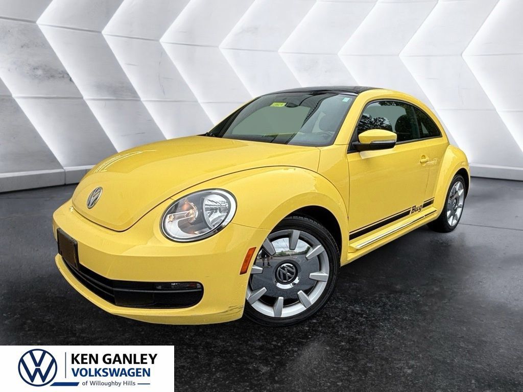 Used 2012 Volkswagen Beetle 2.5 FWD image 1