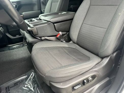 Used 2022 Chevrolet Silverado 1500 LT AWD/4WD image 5
