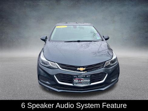 Used 2017 Chevrolet Cruze LT w/ Convenience Package image 10