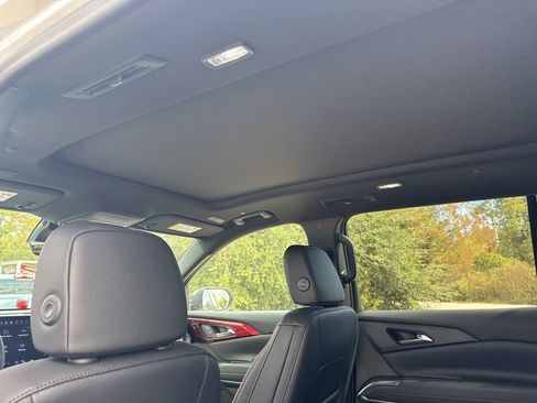 New 2026 Chevrolet Traverse RS w/ LPO, Floor Liner Package image 9