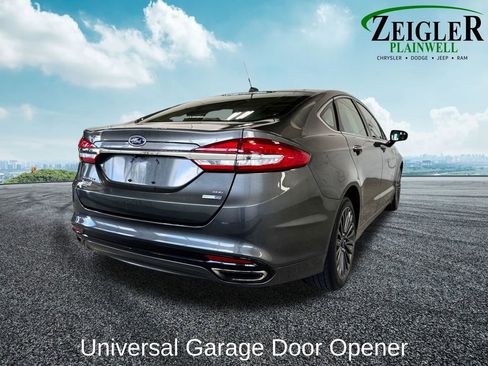 Used 2017 Ford Fusion SE AWD/4WD image 5