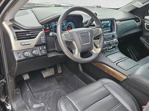 Used 2018 GMC Yukon XL Denali w/ Denali Ultimate Package image 10