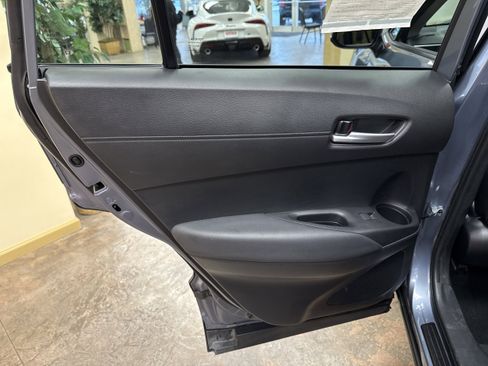 Used 2024 Toyota Corolla Cross XLE w/ Convenience Package image 24