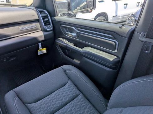 New 2026 RAM 1500 Big Horn AWD/4WD image 17