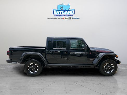 New 2026 Jeep Gladiator Rubicon w/ Safety Group AWD/4WD image 7
