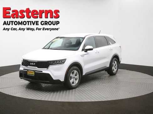 Used 2023 Kia Sorento LX FWD image 51