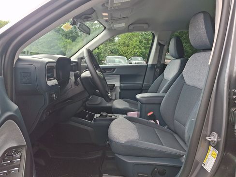 Certified 2025 Ford Maverick XLT w/ XLT Luxury Package AWD/4WD image 14