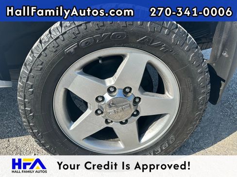 Used 2014 GMC Sierra 2500 Denali w/ Snow Plow Prep Package image 9