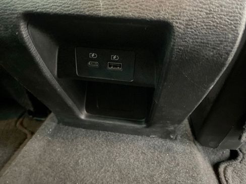 Used 2022 Mitsubishi Outlander SE image 36