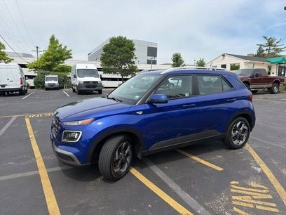 Used 2024 Hyundai Venue Limited