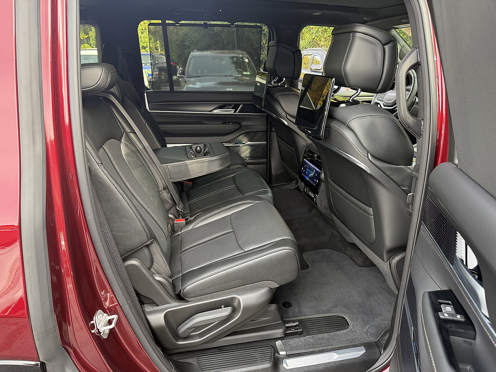 Certified 2026 Jeep Grand Wagoneer Summit w/ Rear Seat Video Group I AWD/4WD image 20