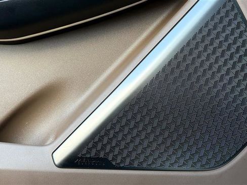 Used 2025 Kia EV9 GT-Line image 12