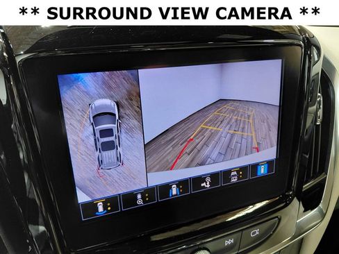 Used 2023 Chevrolet Traverse Premier w/ LPO, Floor Liner Package AWD/4WD image 7