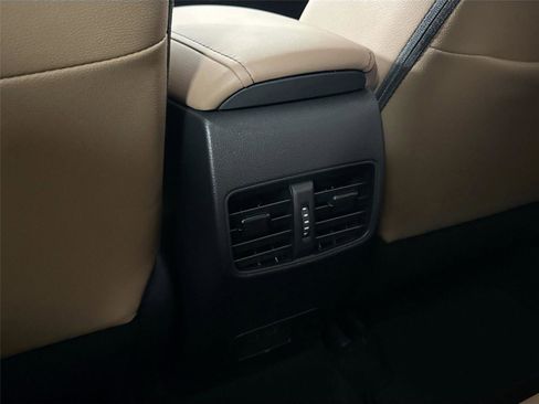 Certified 2026 Toyota Corolla Cross XLE image 35