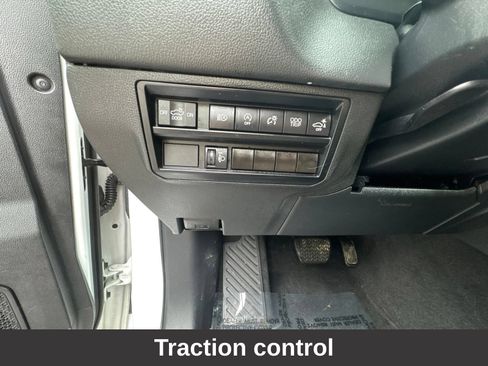 Used 2023 Toyota Tundra Limited AWD/4WD image 18