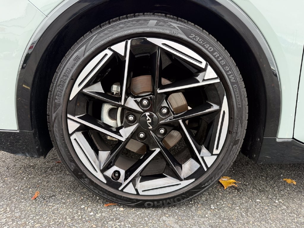 Certified 2025 Kia K4 GT-Line FWD image 9
