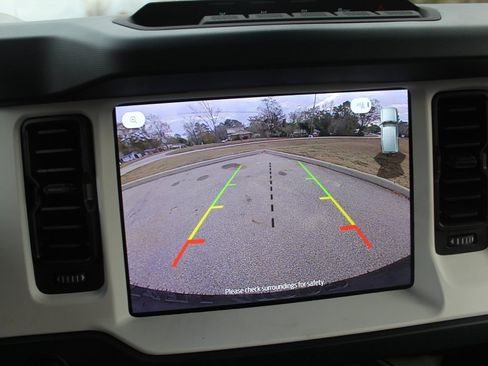 New 2025 Ford Bronco Heritage Edition image 5