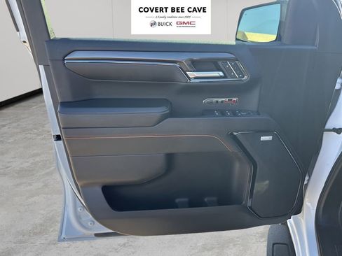 Used 2024 GMC Sierra 1500 AT4 w/ Technology Package image 27